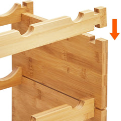 Porte-bouteille vin bois gros plan