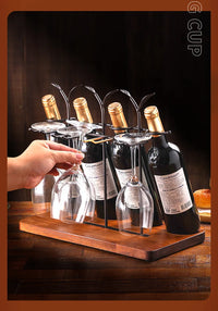 Range-bouteille debout avec bouteilles