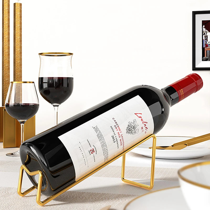 Support bouteille table avec bouteilles
