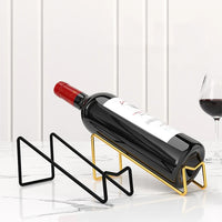 Support bouteille table gros plan