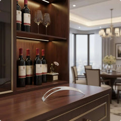 Porte-bouteille décoratif design avec bouteilles
